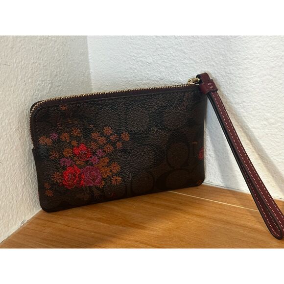 Coach Corner Zip Wristlet In Signature Canvas With Pop Floral Print NWT - Picture 2 of 5